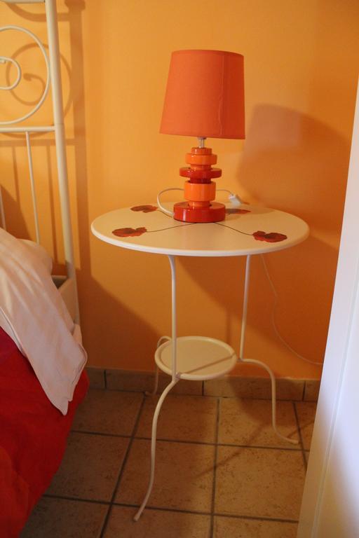 Ferme De La Corbette Bed & Breakfast Cluny Room photo